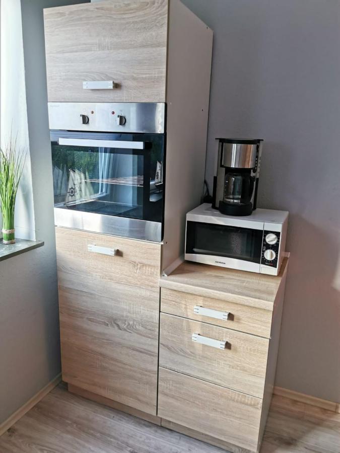 Liebevoll Eingerichtete Ferienwohnung - Zentrale Lage - Netflix & Paytv Wilhelmshaven Kültér fotó
